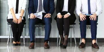 employers-should-not-be-concerned-about-how-employees-dress-at-work