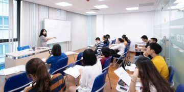 schools should select students according to their academic abilities