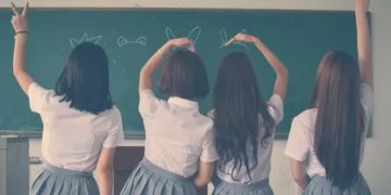 ielts-writing-vocabulary-school-life