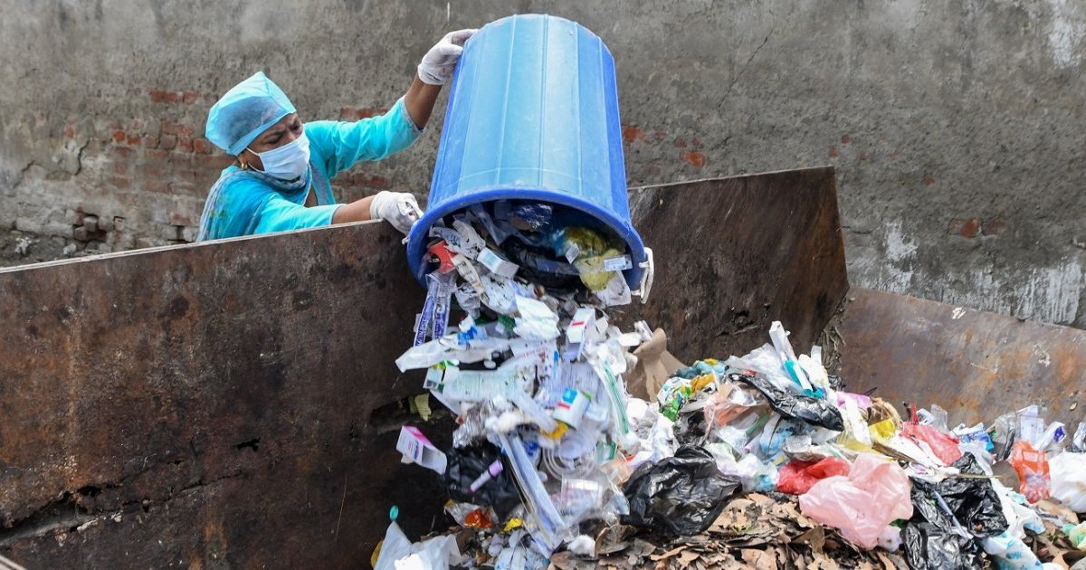 Different methods of waste disposal in four cities